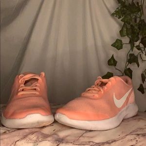 PINK/CORAL NIKEY TENNIS SHOES / worn once
